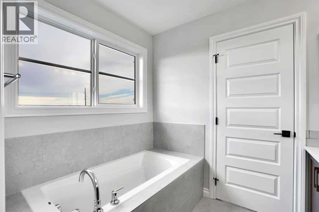 Calgary — Calgary - Photo 2 of 50