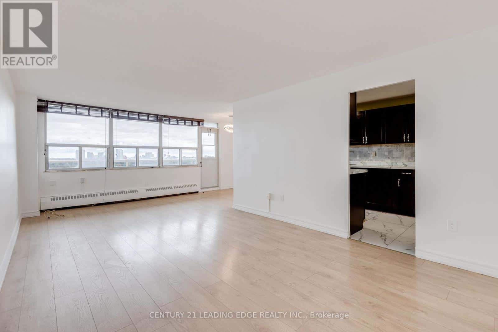 Toronto (Tam O'Shanter-Sullivan) — Toronto (Tam O'Shanter-Sullivan) - Photo 3 of 21