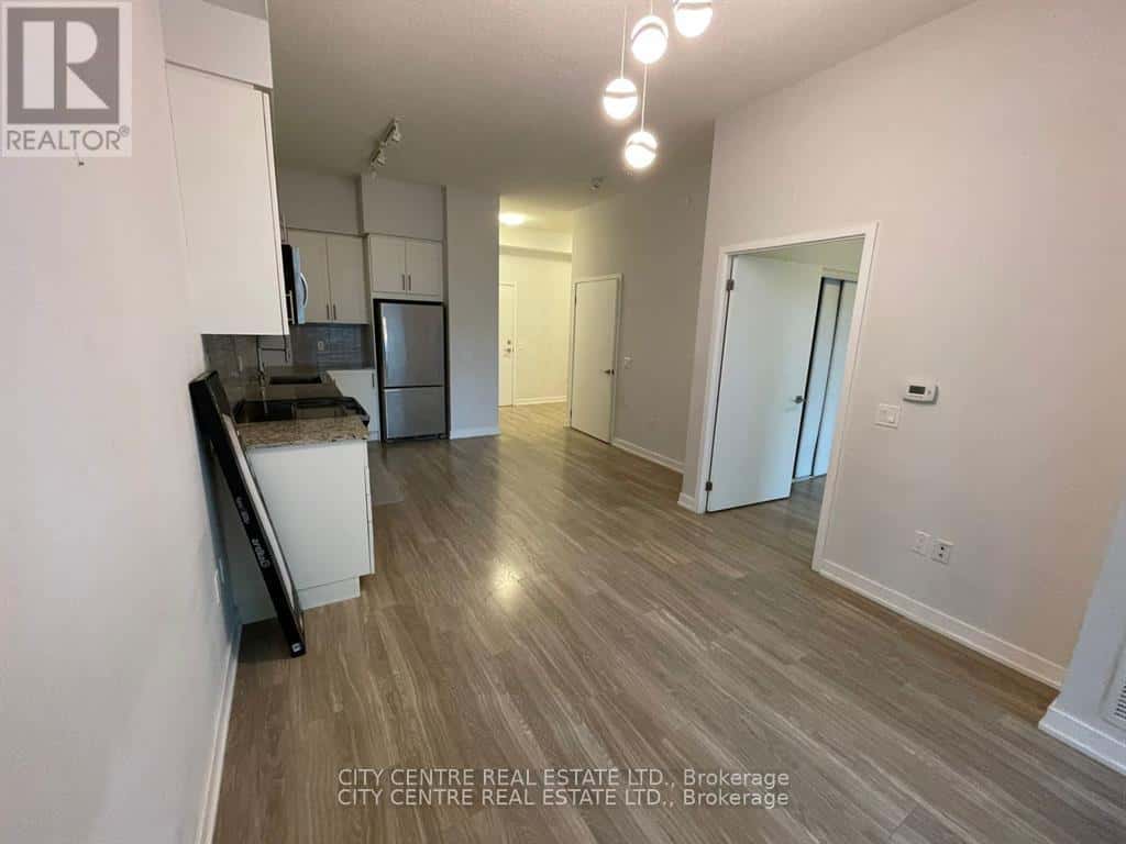 Mississauga (City Centre) — Mississauga (City Centre) - Photo 4 of 31