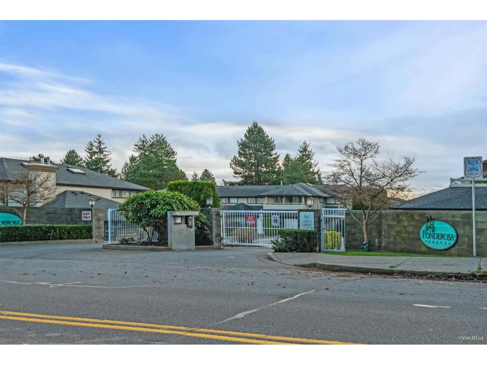 173 16080 82 AVENUE — Surrey, British Columbia - Photo 4 of 40