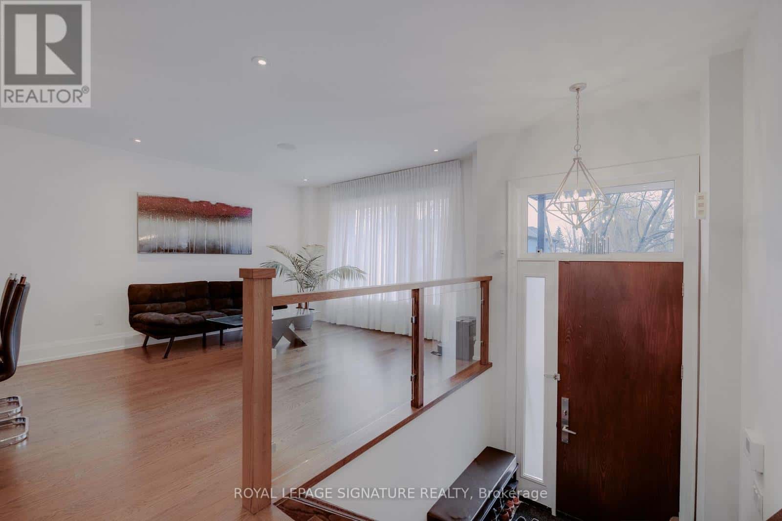 119B HILLSIDE AVENUE — Toronto (Mimico) - Photo 2 of 40