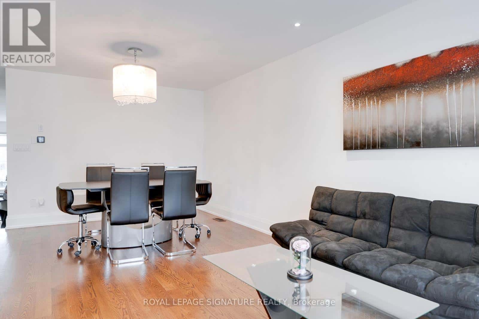 119B HILLSIDE AVENUE — Toronto (Mimico) - Photo 4 of 40