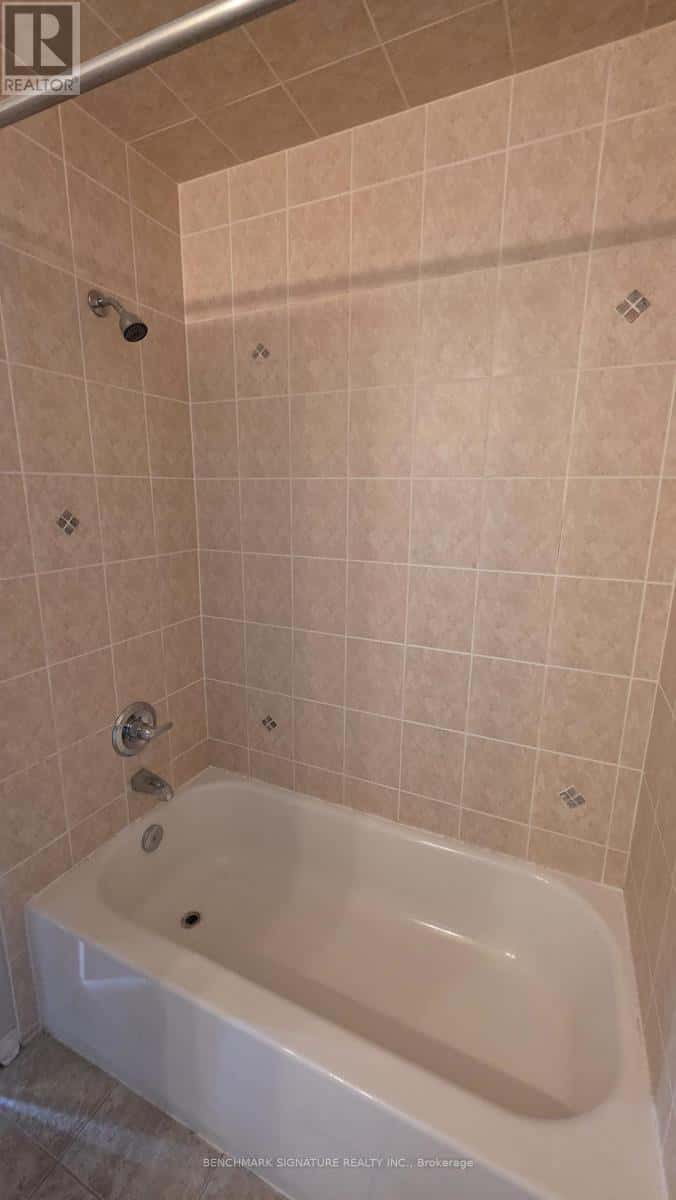 Markham (Cornell) — Markham (Cornell) - Photo 5 of 19