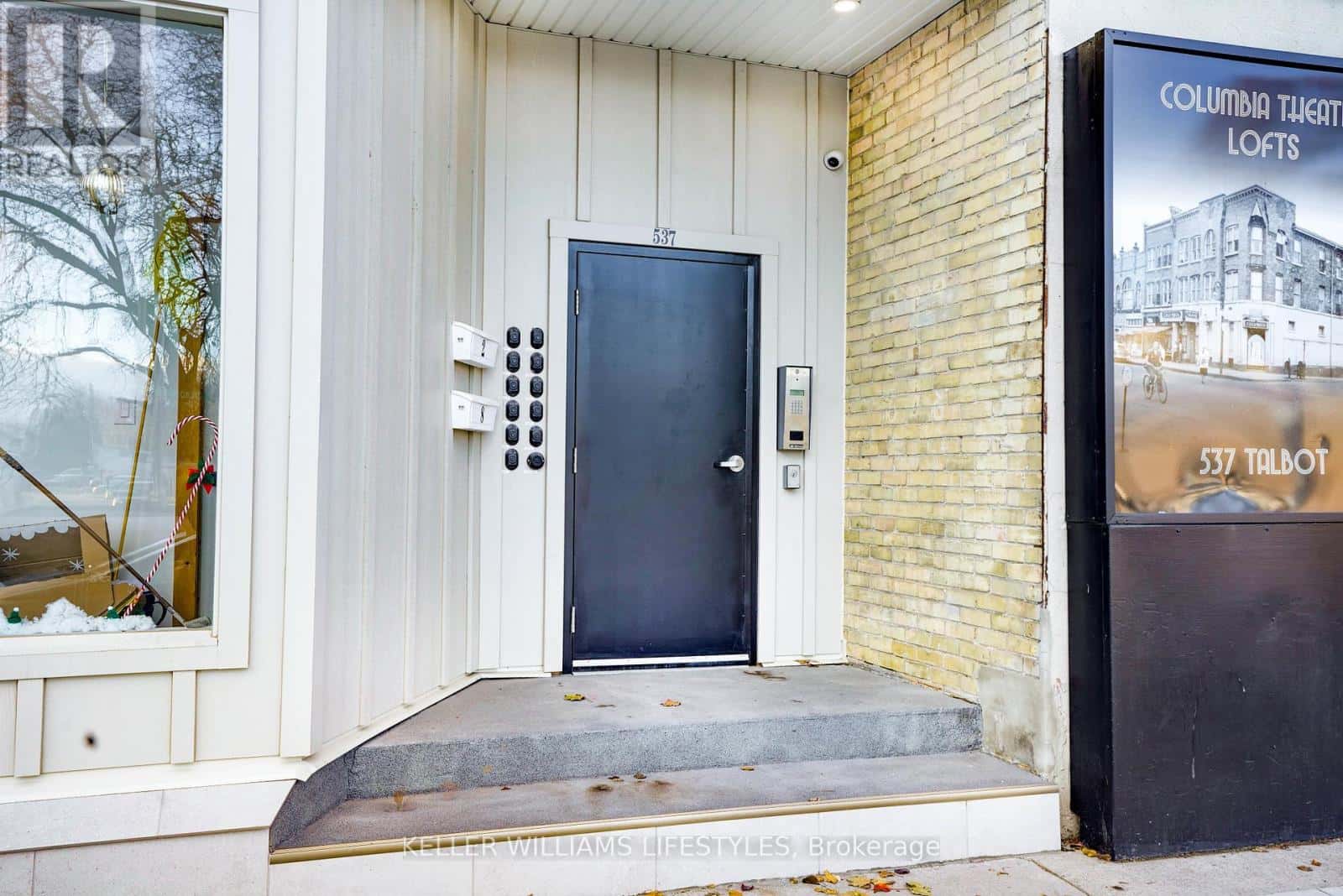 St. Thomas — St. Thomas - Photo 5 of 23