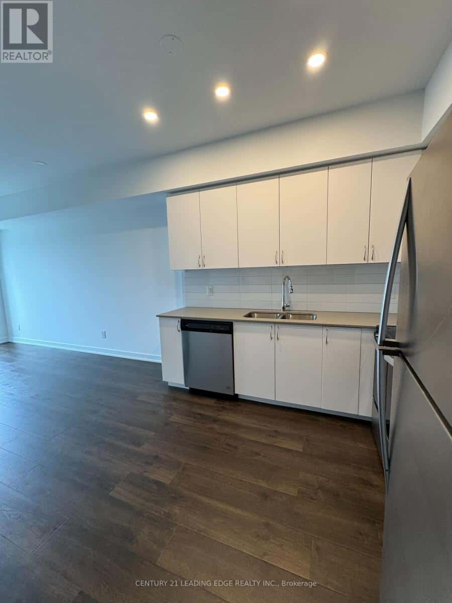 Barrie (Little Lake) — Barrie (Little Lake) - Photo 5 of 45