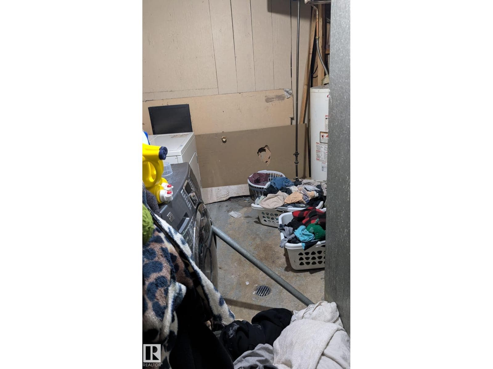 Edmonton — Edmonton - Main photo