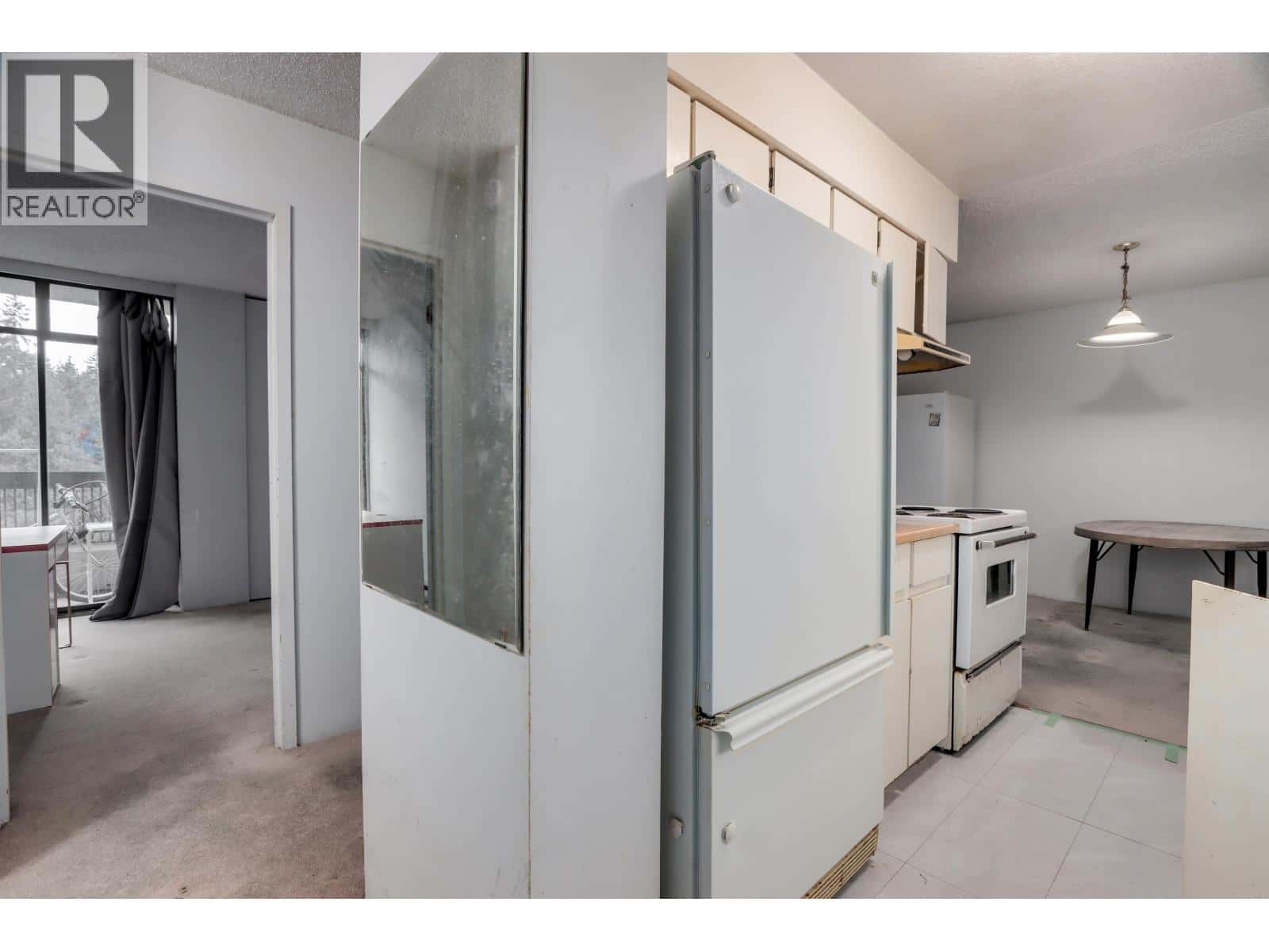 904 5932 PATTERSON AVENUE — Burnaby - Photo 4 of 23