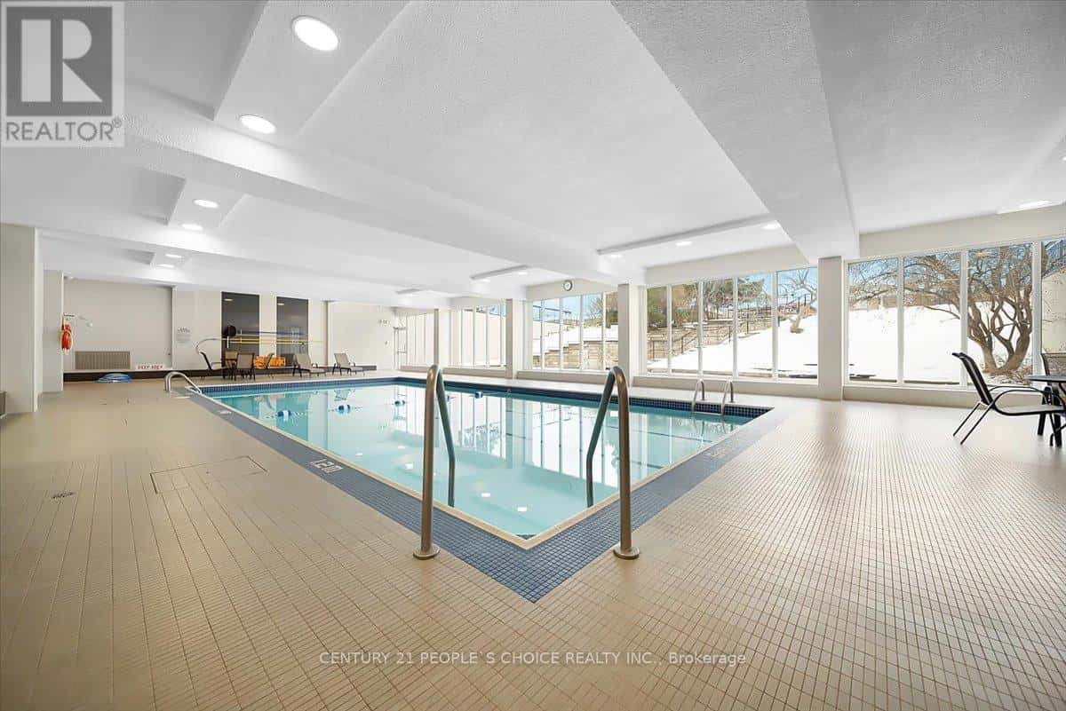 Toronto (L'Amoreaux) — Toronto (L'Amoreaux) - Photo 4 of 36