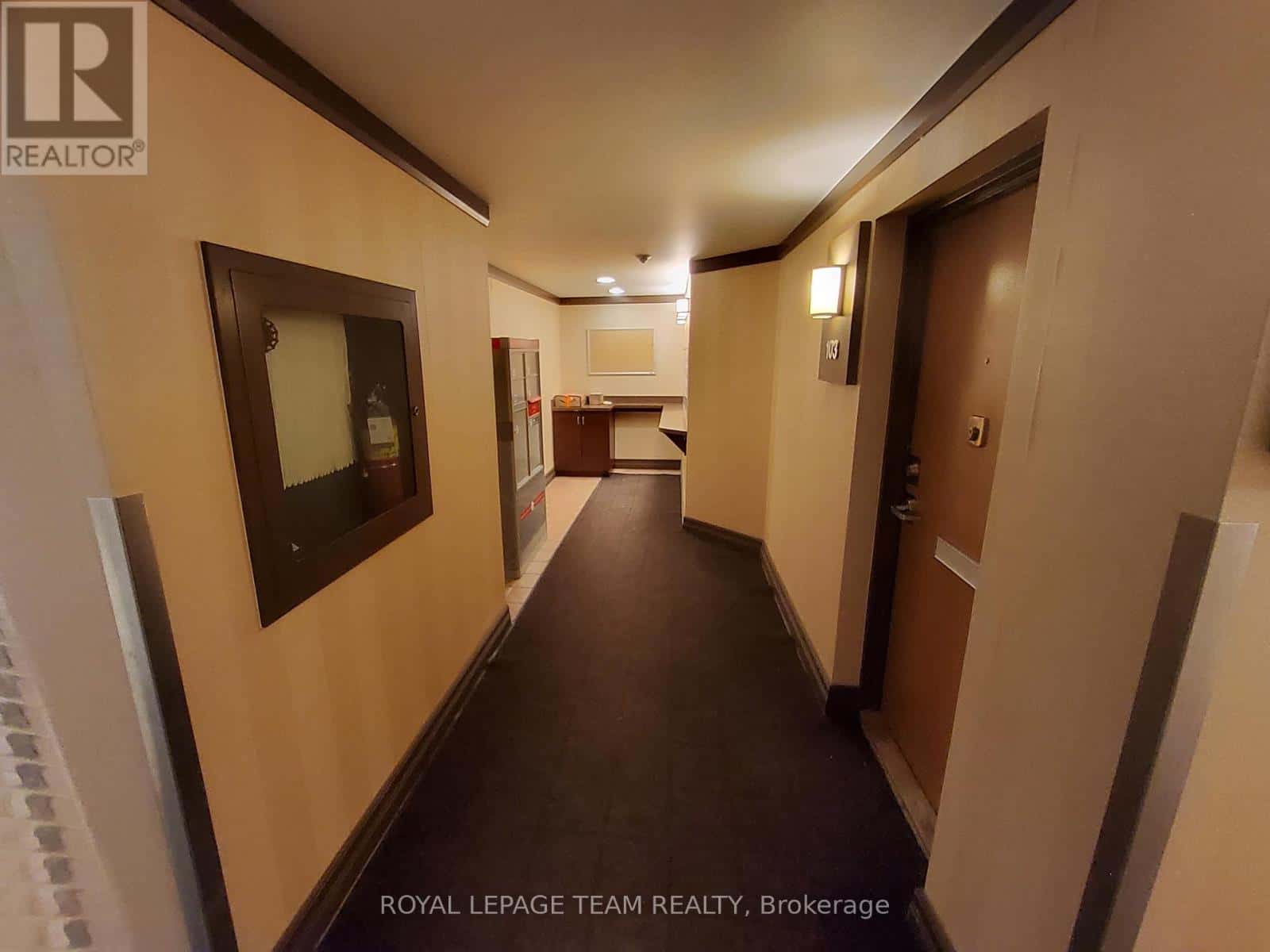 Ottawa — Ottawa - Photo 3 of 47