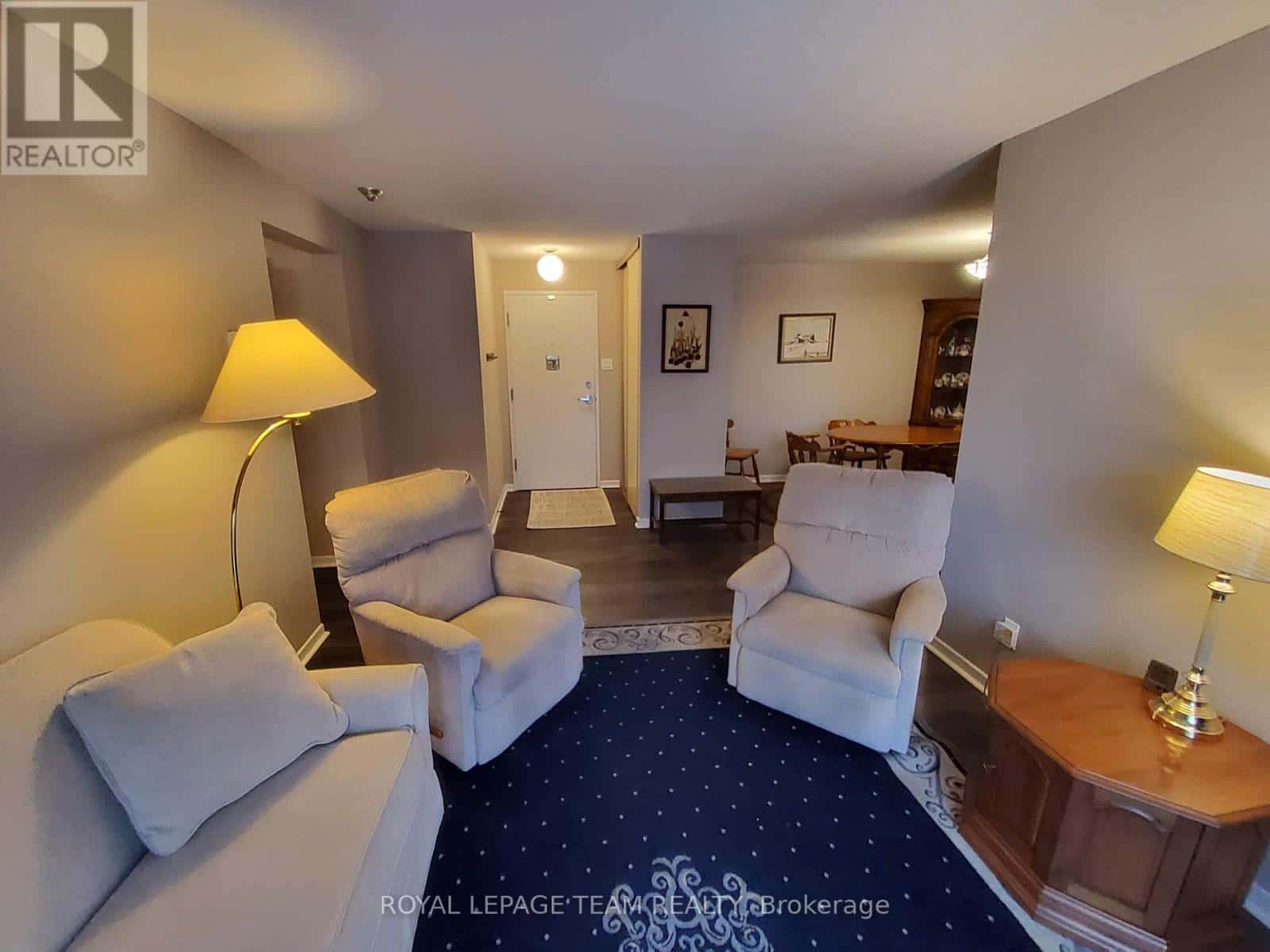 Ottawa — Ottawa - Photo 5 of 47