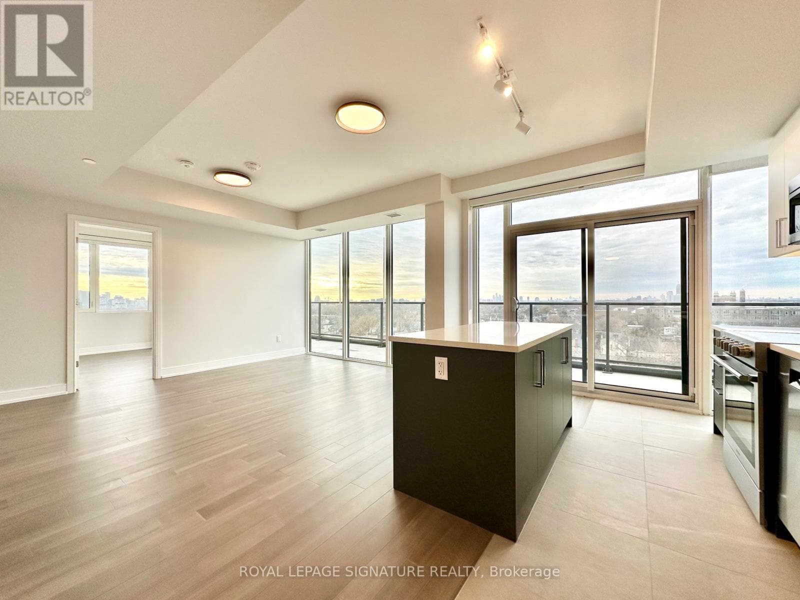 901 - 664 SPADINA AVENUE — Toronto (University) - Main photo