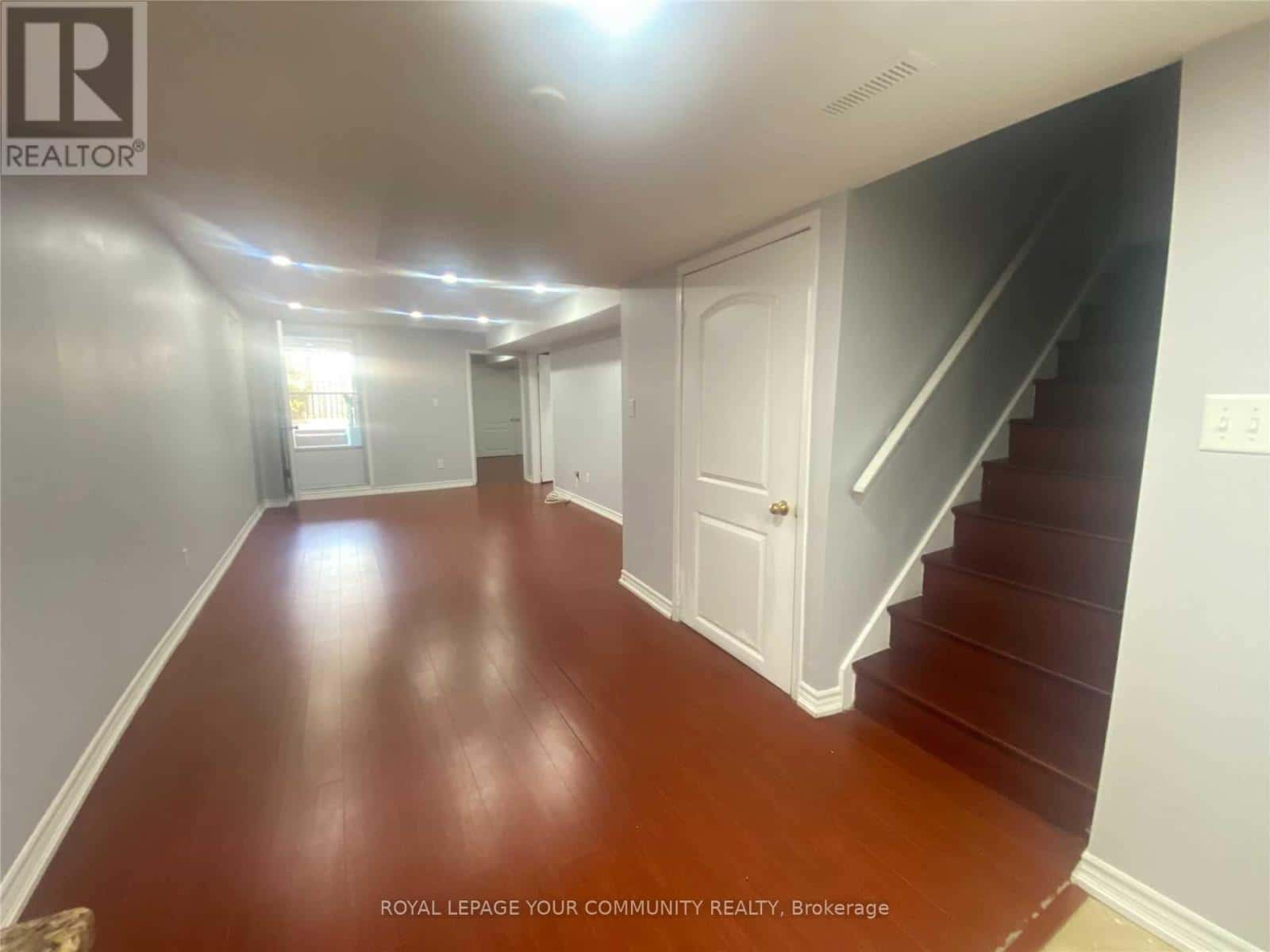 LOWER - 288 MONTE CARLO DRIVE — Vaughan (Sonoma Heights) - Photo 2 of 19