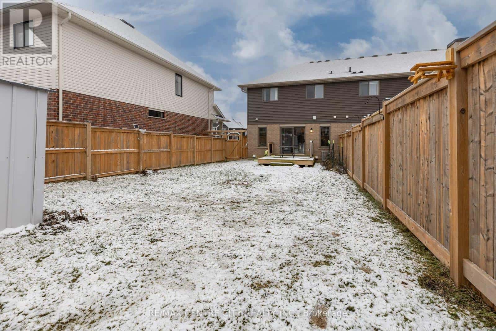 St. Thomas — St. Thomas - Photo 4 of 36