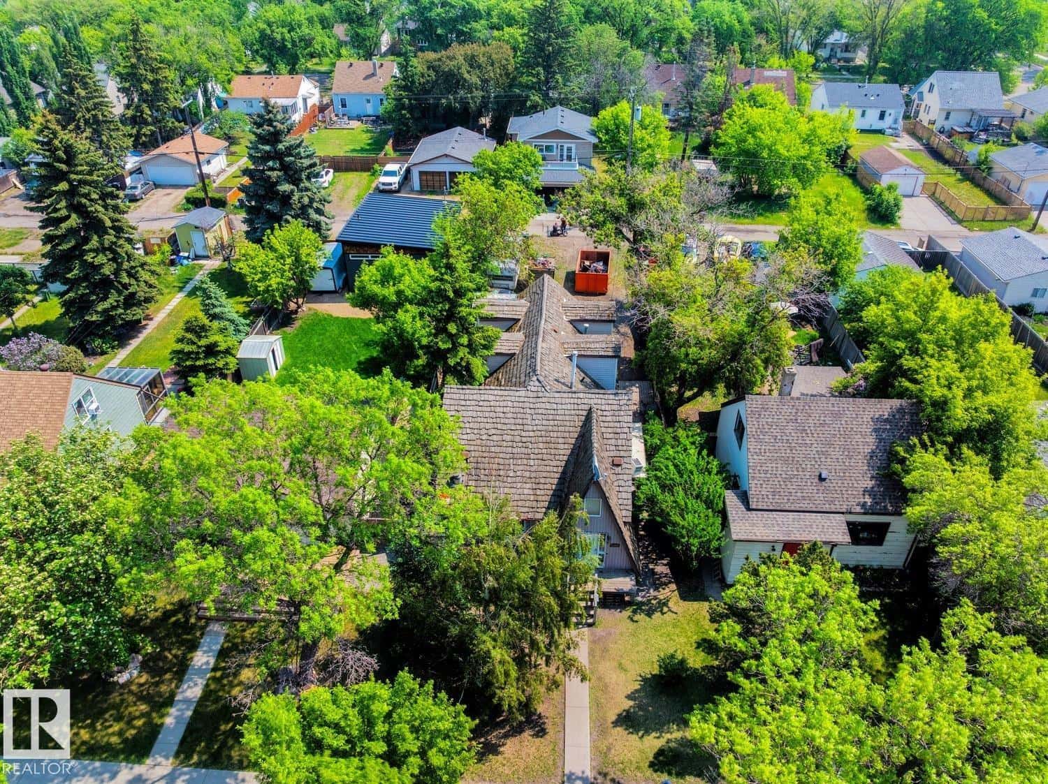 Edmonton — Edmonton - Photo 3 of 14