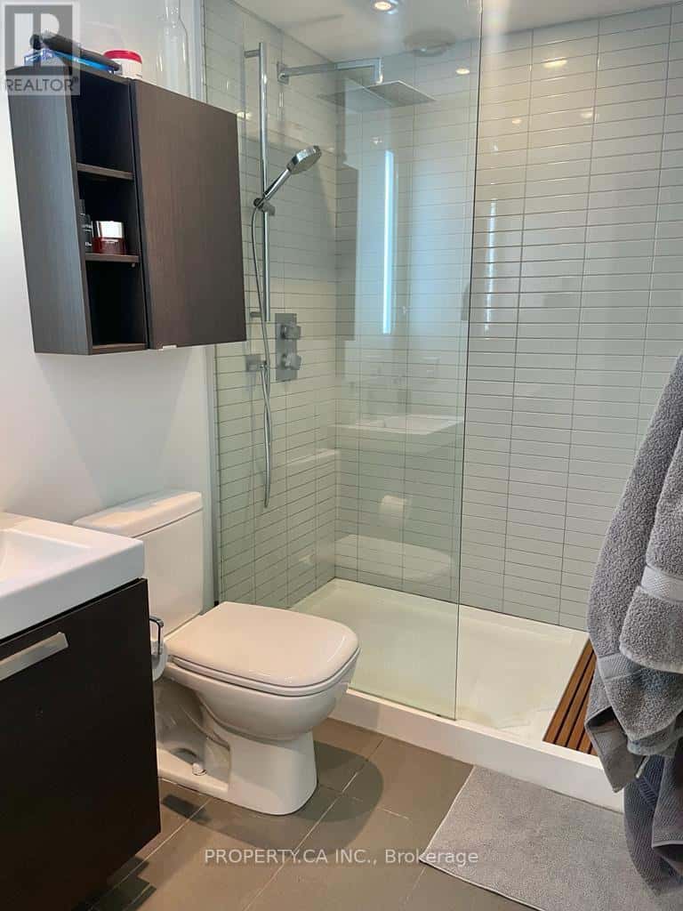 1010 - 629 KING STREET W — Toronto (Waterfront Communities) - Photo 4 of 9