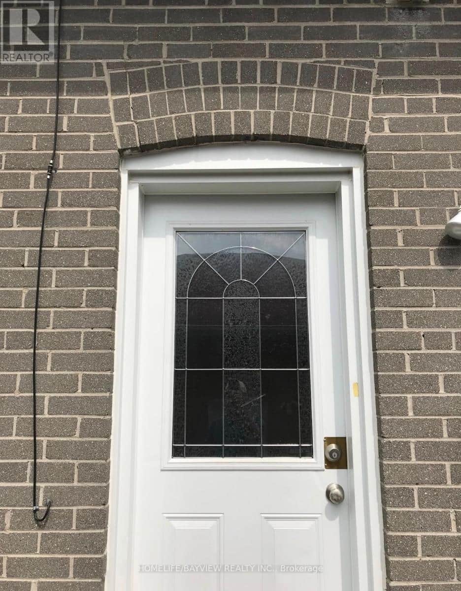 BMNT - 74 NEWBURY DRIVE - Photo 2 of 16, Newmarket (Bristol-London), Ontario