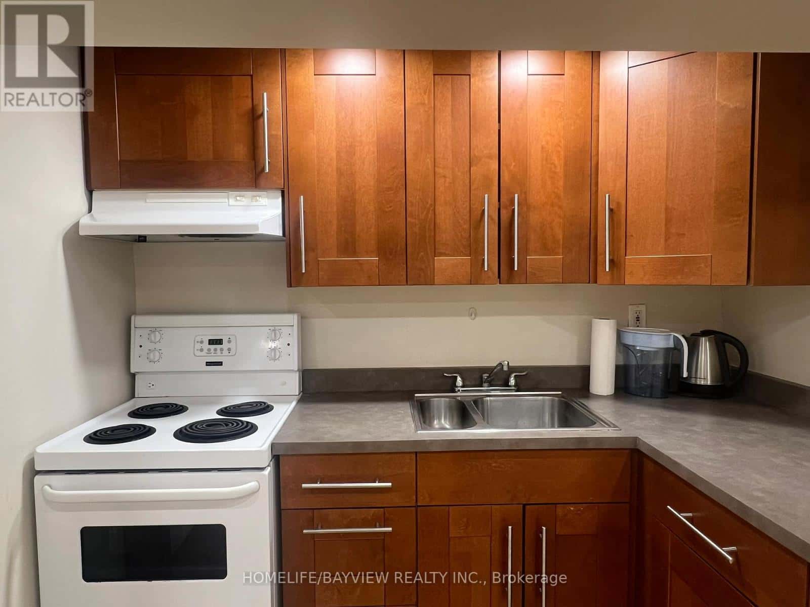 Newmarket (Bristol-London) — Newmarket (Bristol-London) - Photo 4 of 16