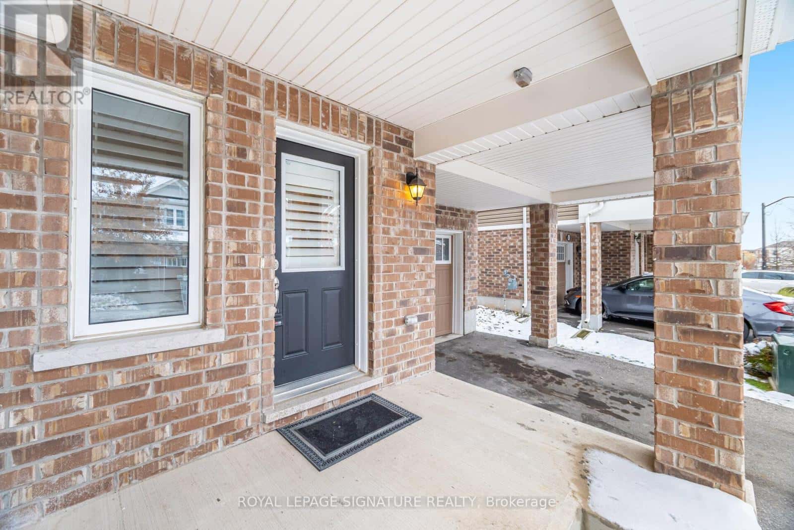 Kitchener — Kitchener - Photo 5 of 37