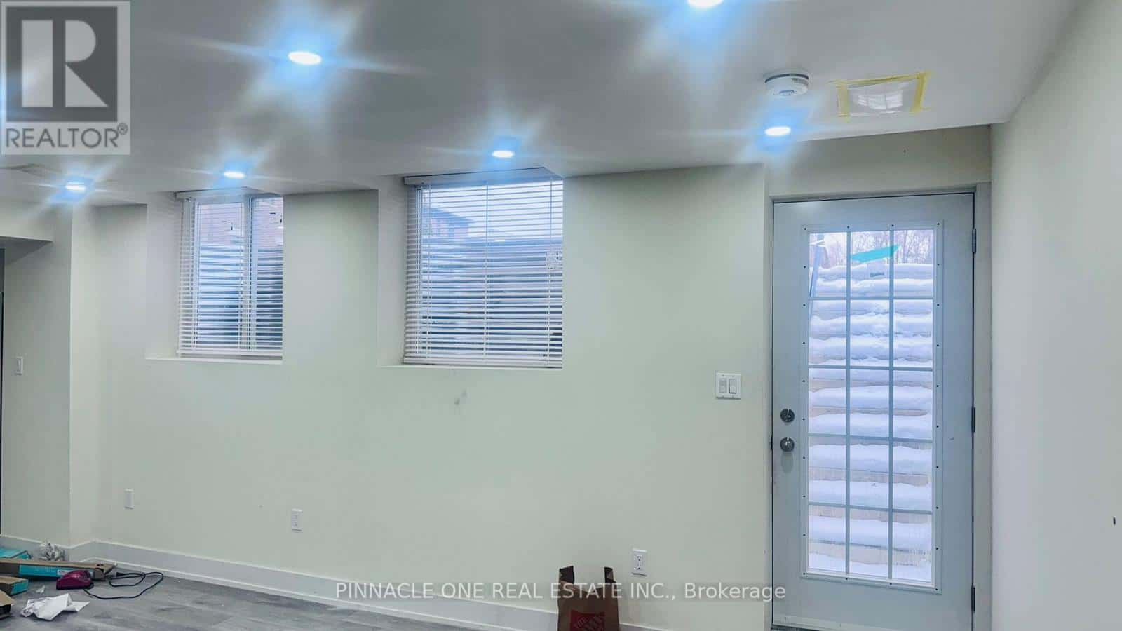 Vaughan (Kleinburg) — Vaughan (Kleinburg) - Photo 4 of 7