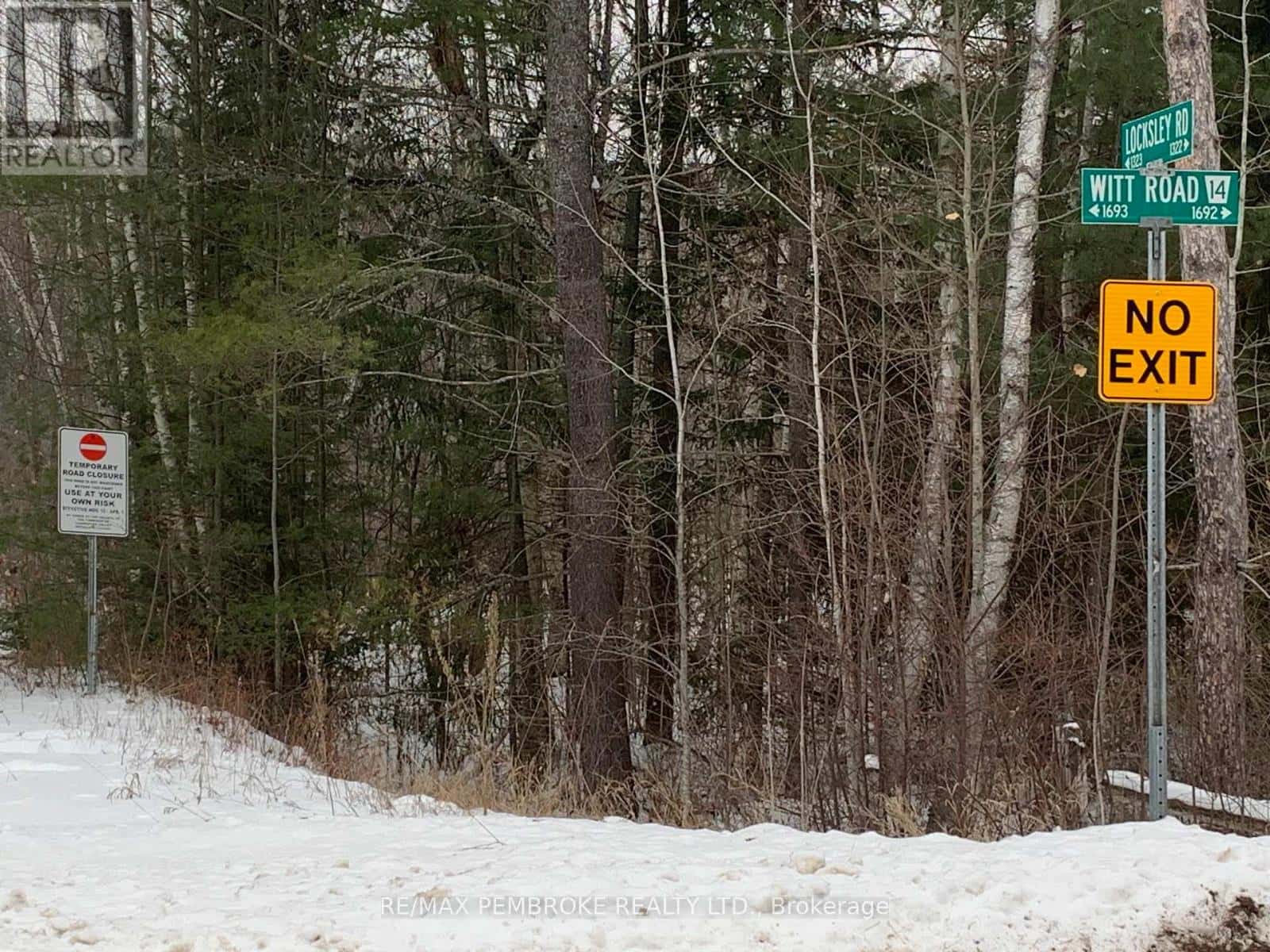 1678 LOCKSLEY ROAD — Laurentian Valley - Photo 2 of 15