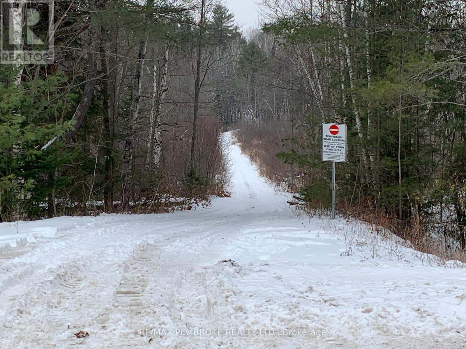 1678 LOCKSLEY ROAD — Laurentian Valley - Photo 3 of 15