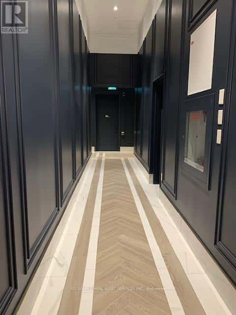 Vaughan — Vaughan - Photo 4 of 8