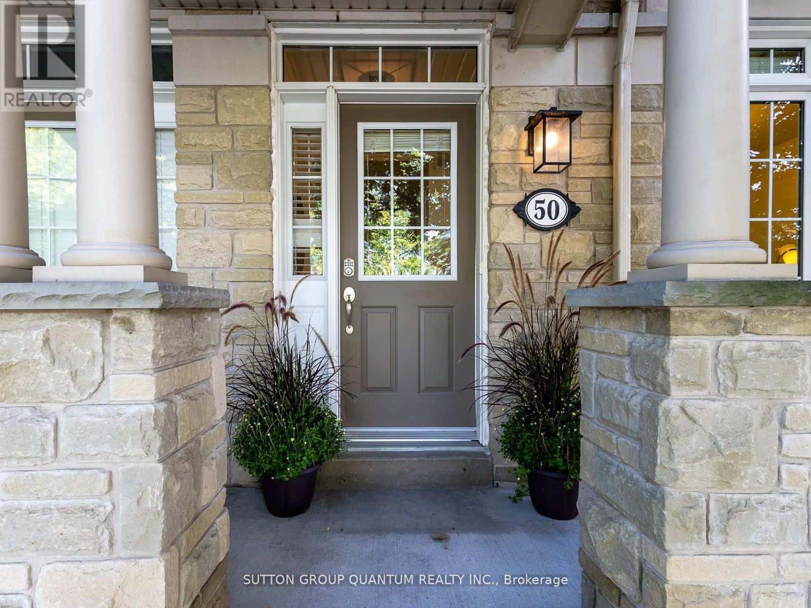 Mississauga (Port Credit) — Mississauga (Port Credit) - Photo 3 of 41