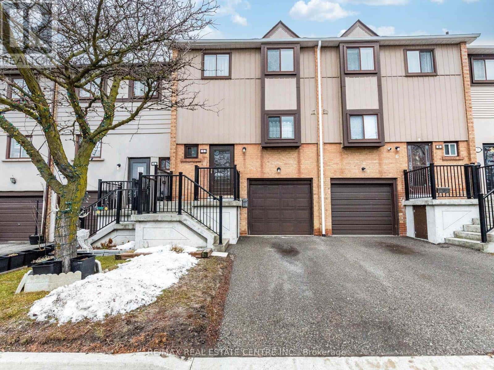 Brampton (Central Park) — Brampton (Central Park) - Photo 4 of 42