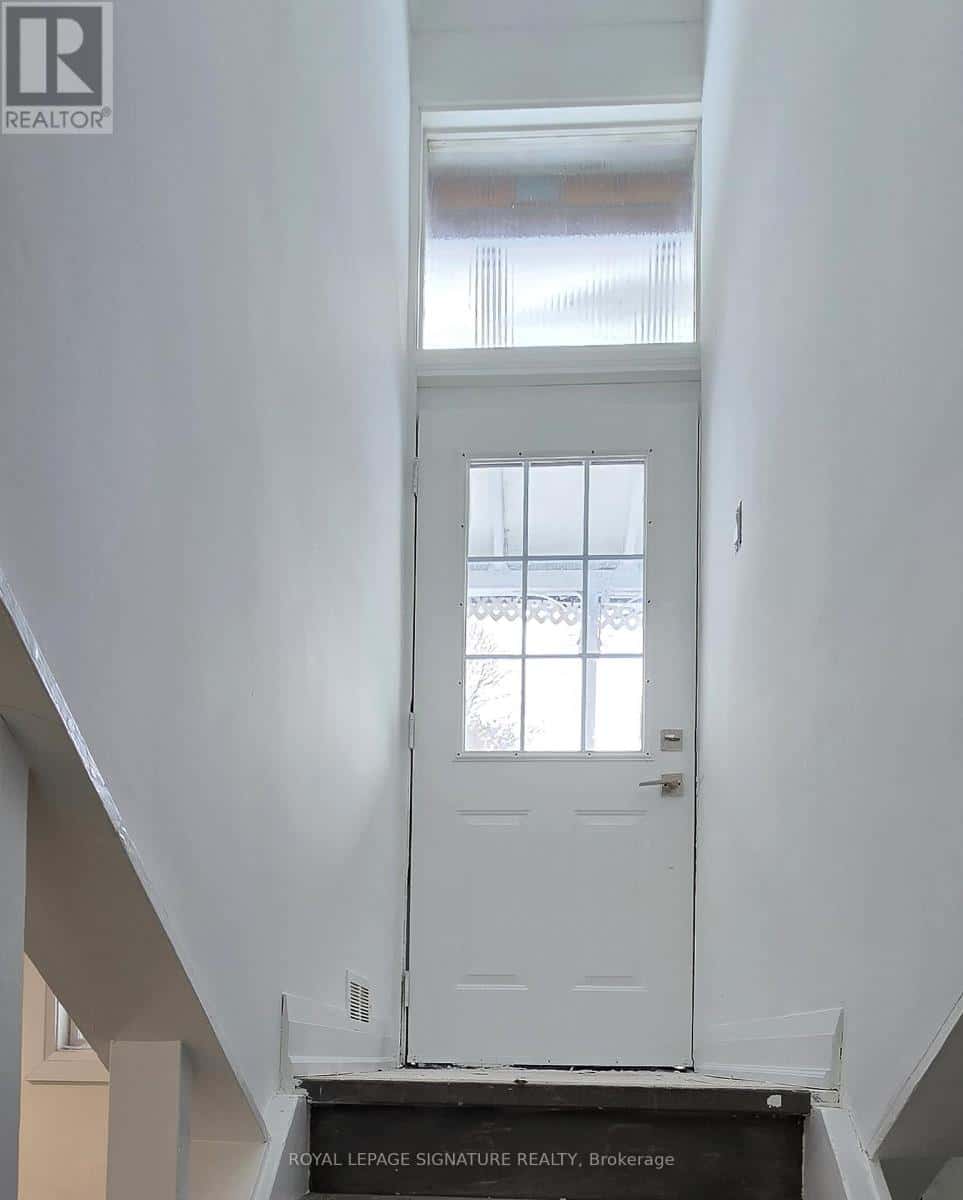 Richmond Hill (Crosby) — Richmond Hill (Crosby) - Photo 2 of 15