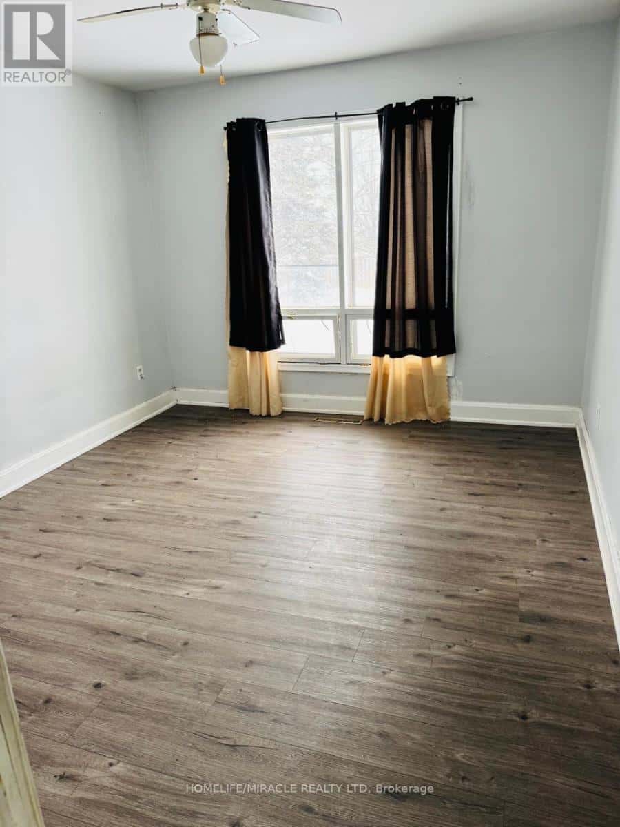 Brampton (Snelgrove) — Brampton (Snelgrove) - Photo 5 of 7