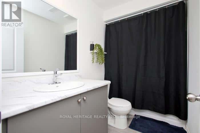 5 KLEIN WAY — Whitby (Taunton North), Ontario - Photo 2 of 26