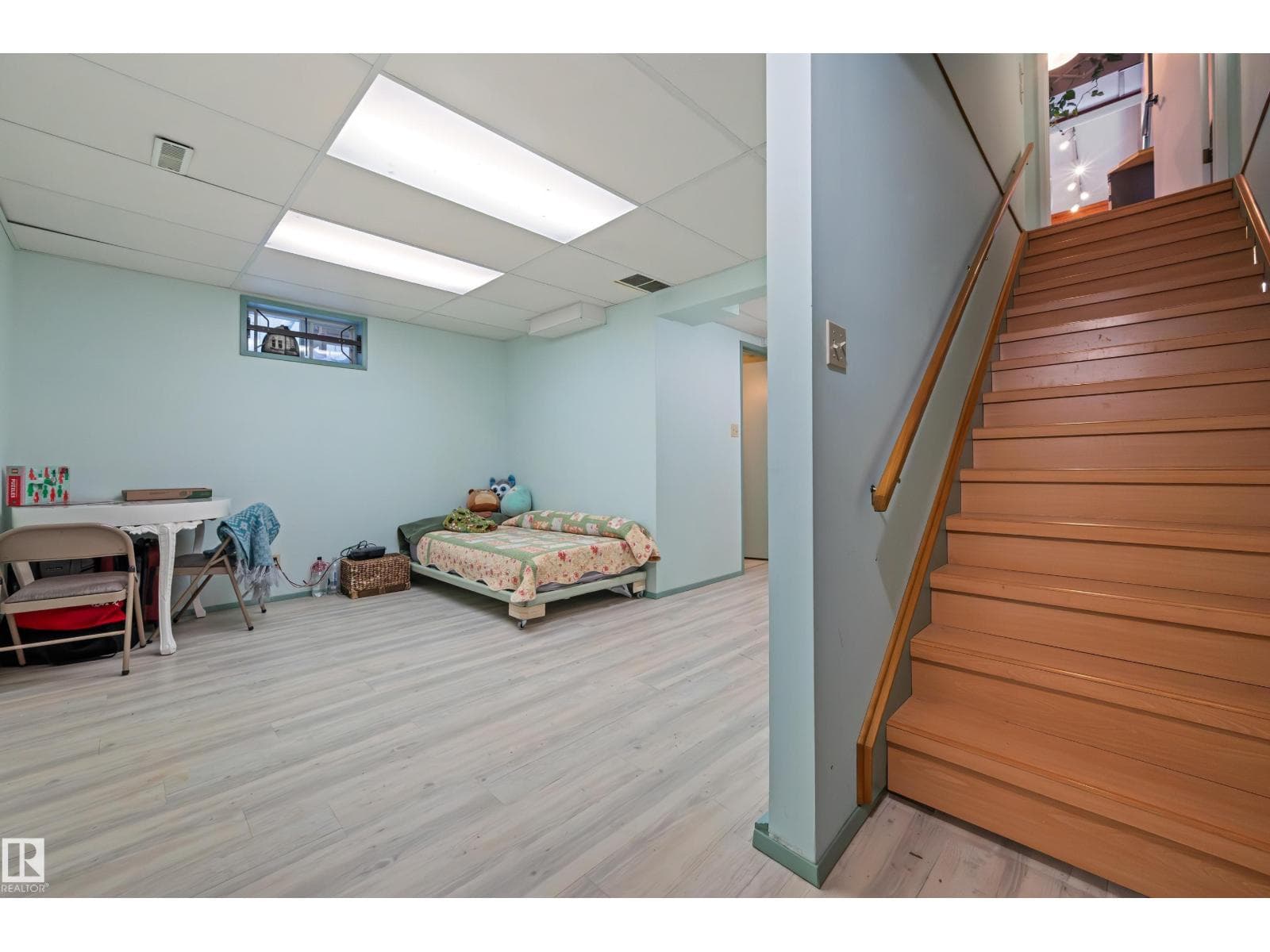 Edmonton — Edmonton - Main photo