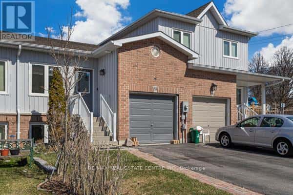 Oshawa (Central) — Oshawa (Central) - Photo 2 of 12