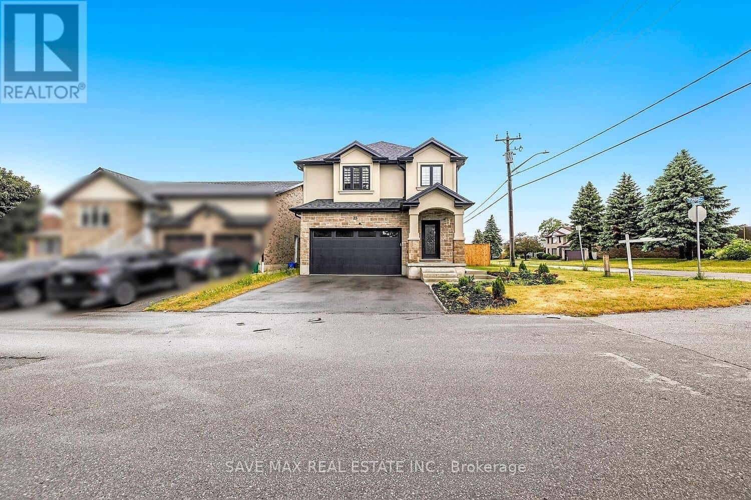 Kitchener — Kitchener - Photo 2 of 48