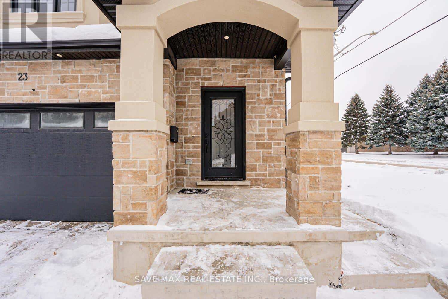 Kitchener — Kitchener - Photo 4 of 48