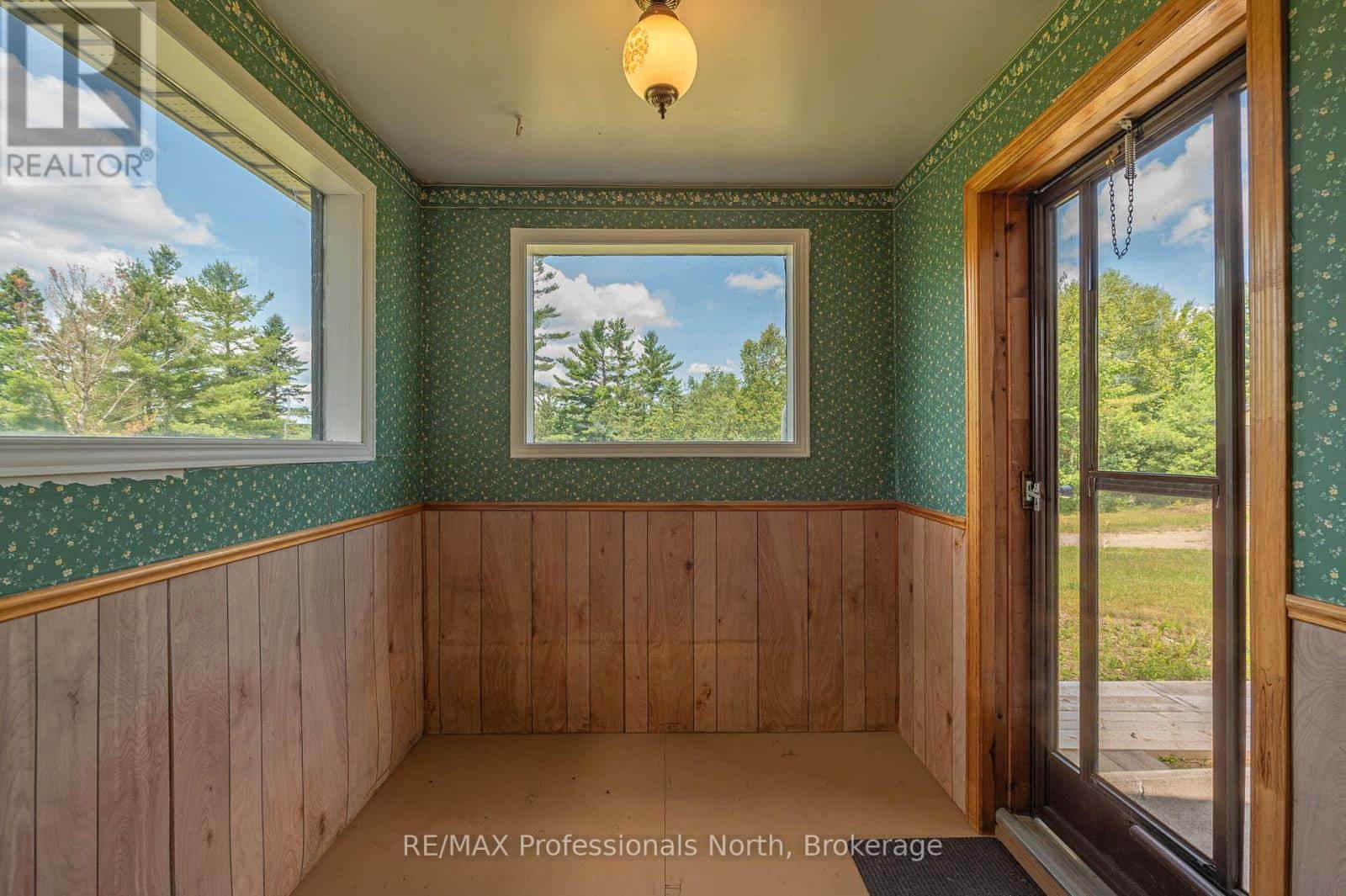 3204 GELERT ROAD — Minden Hills (Snowdon), Ontario - Photo 4 of 40