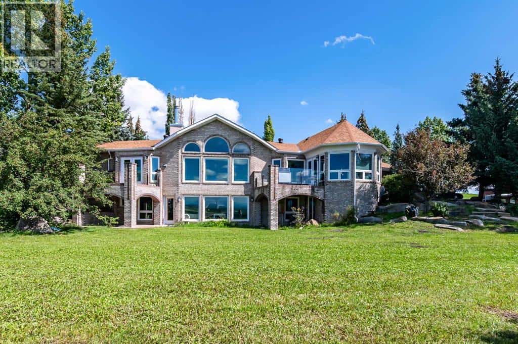 418066 48 Street W — Rural Foothills County, Alberta - Photo 4 of 50