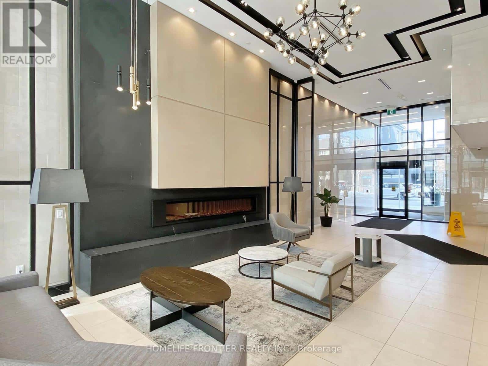 Toronto (Mount Pleasant West) — Toronto (Mount Pleasant West) - Photo 4 of 14