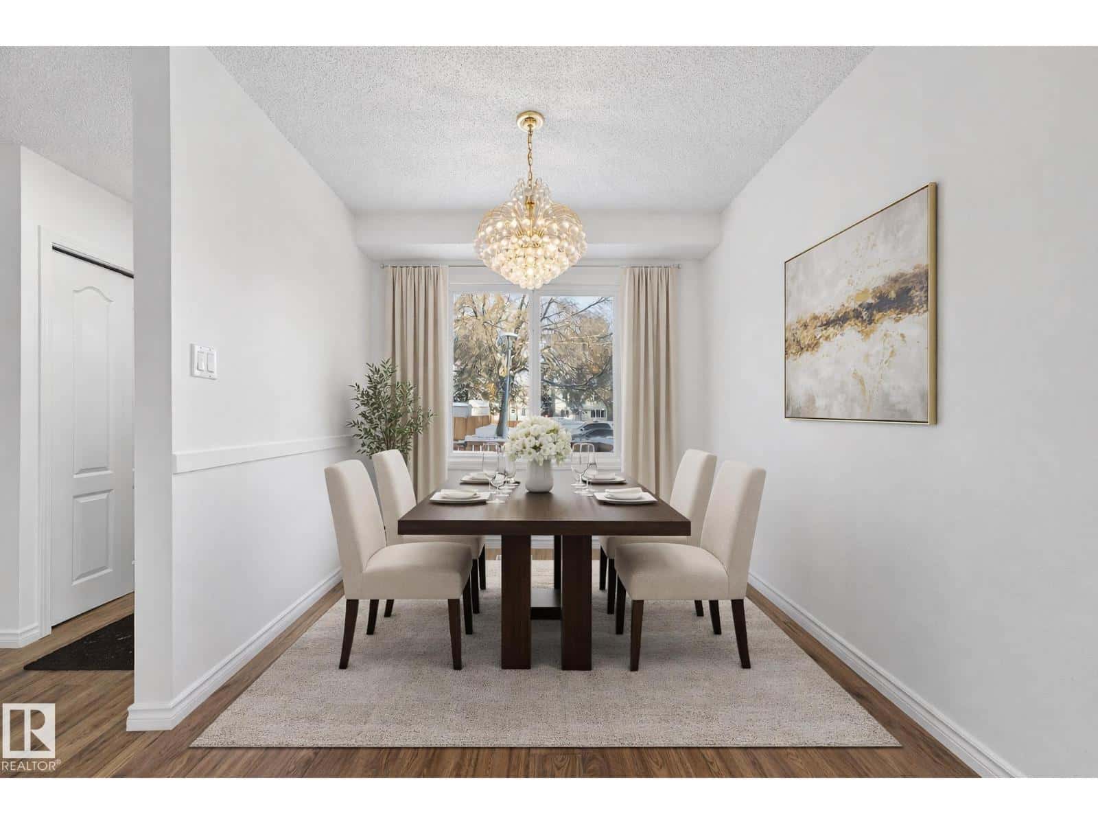 Edmonton — Edmonton - Photo 5 of 53