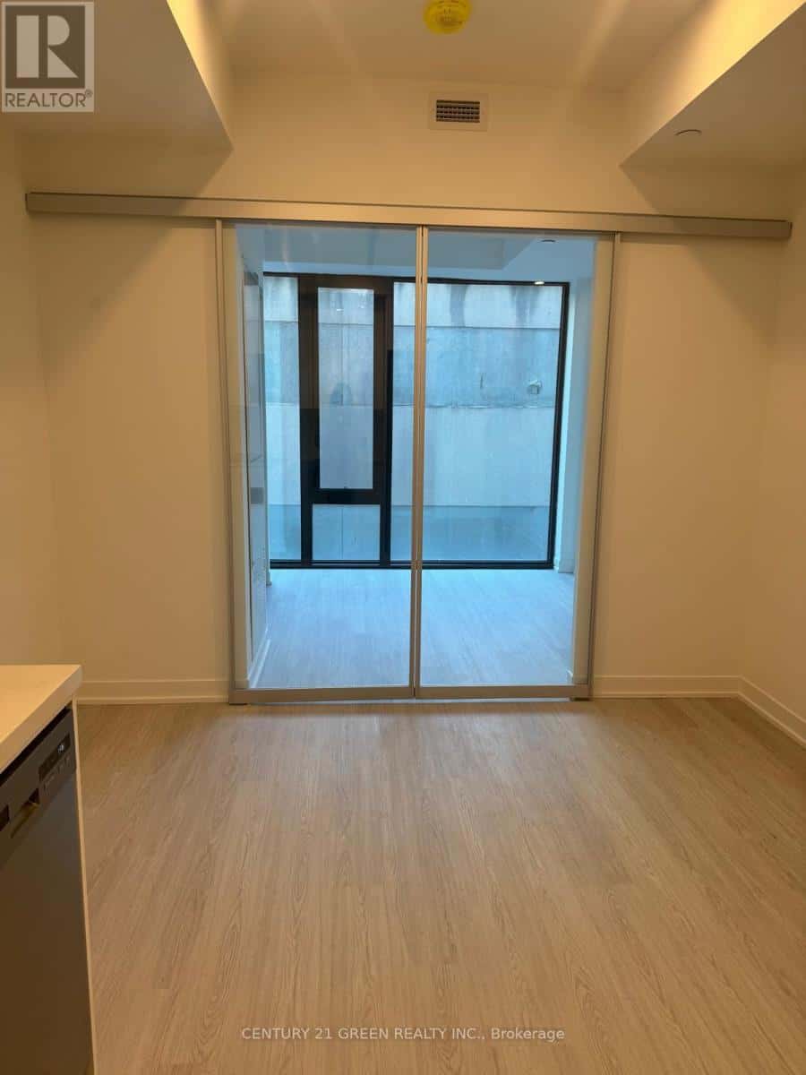 Toronto (Kensington-Chinatown) — Toronto (Kensington-Chinatown) - Photo 4 of 8