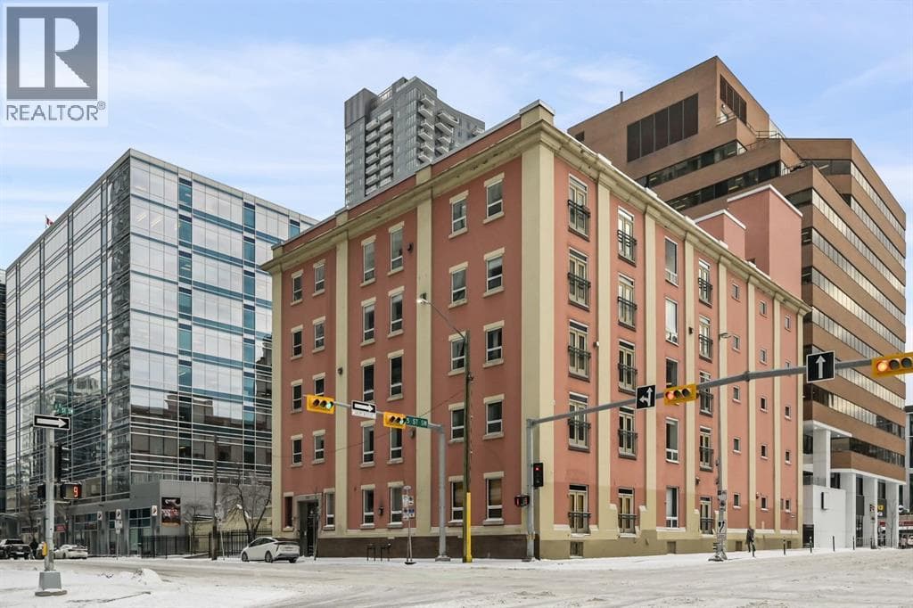 Calgary — Calgary - Main photo