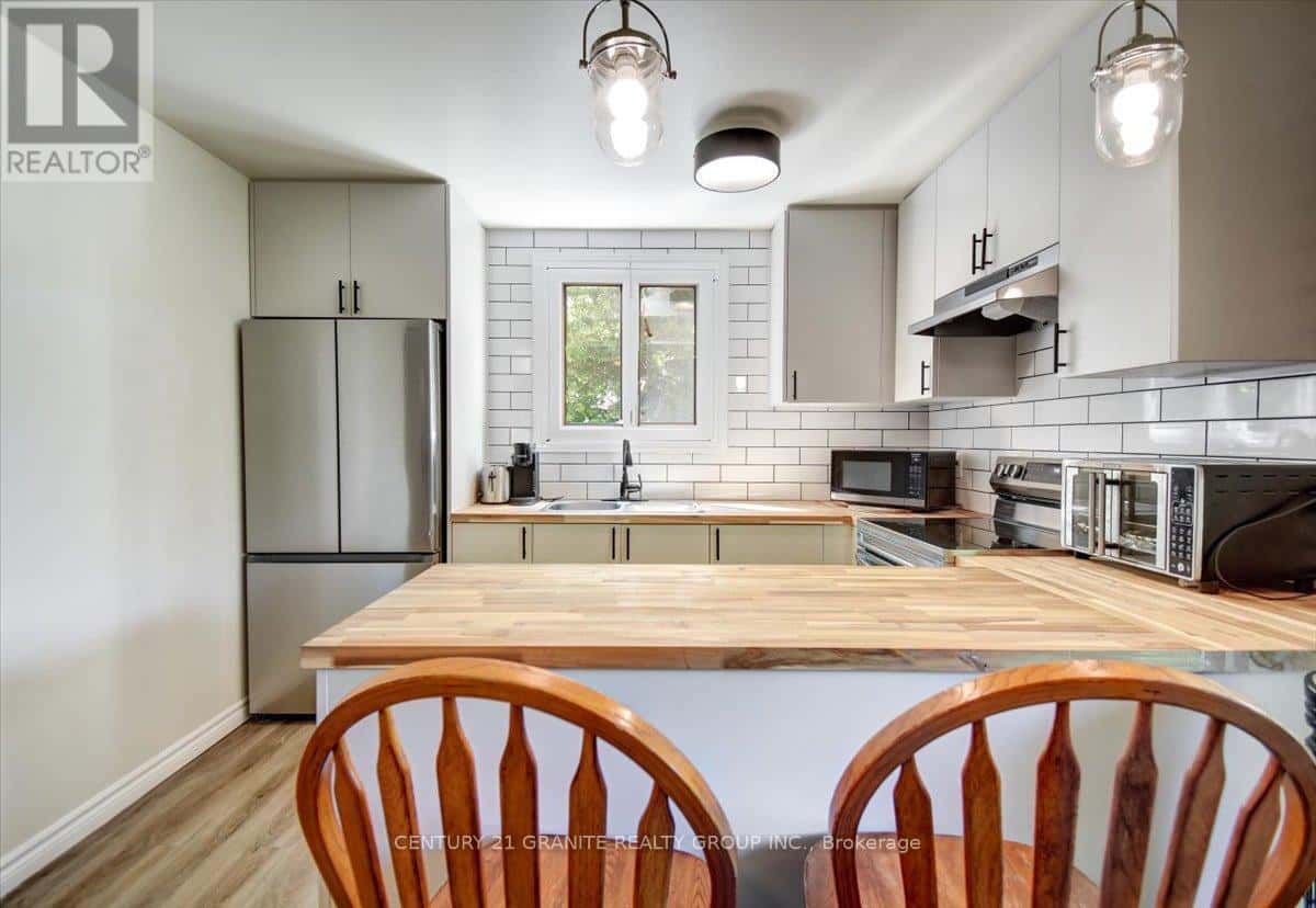 4 - 2289 LOOP ROAD — Highlands East (Monmouth) - Photo 4 of 22