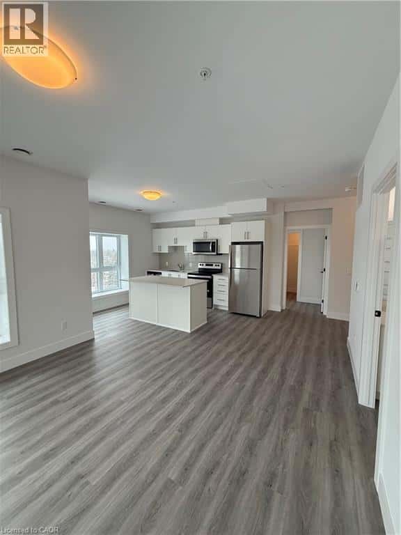 Kitchener — Kitchener - Photo 5 of 15