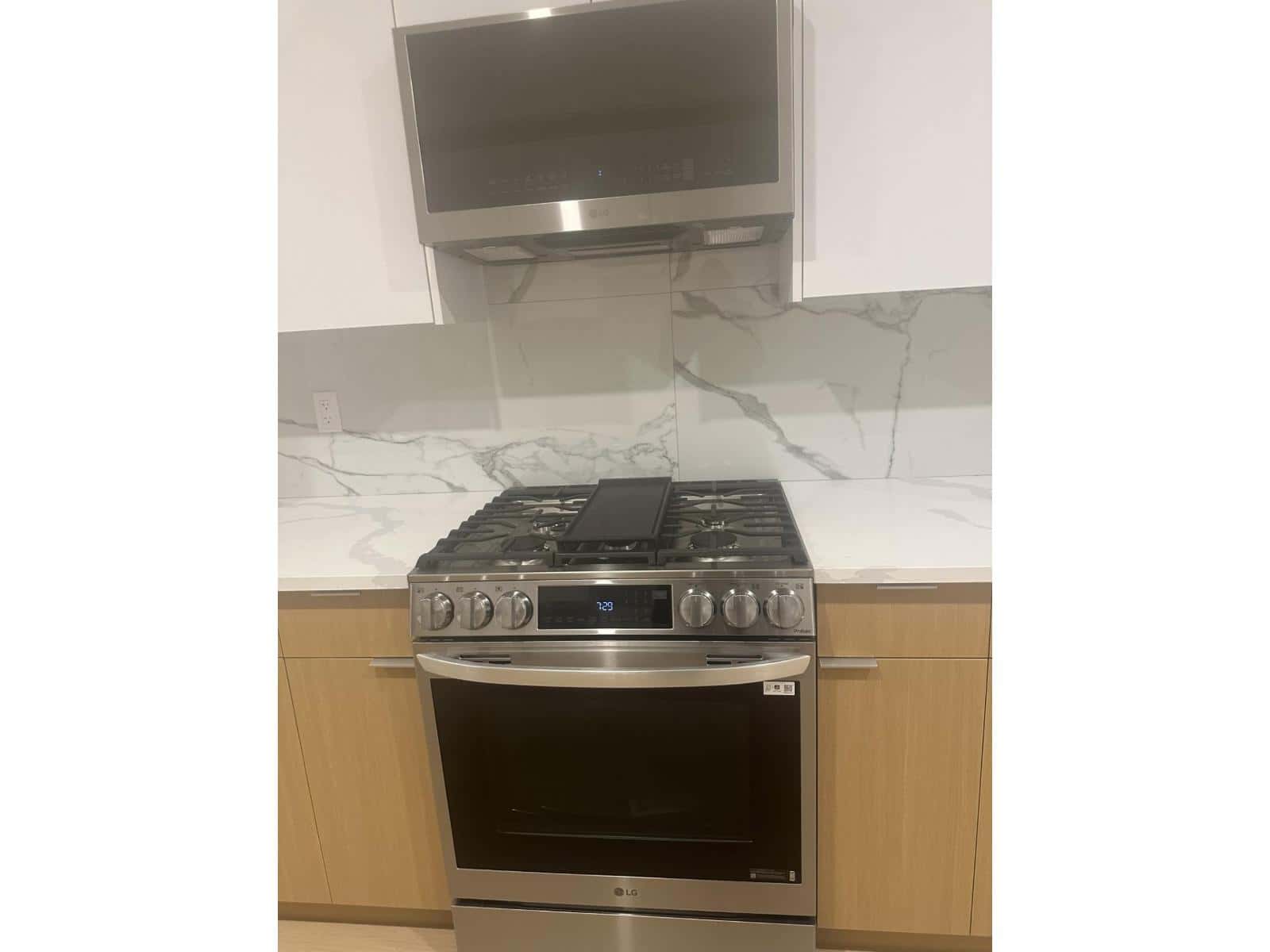 Langley — Langley - Photo 2 of 24