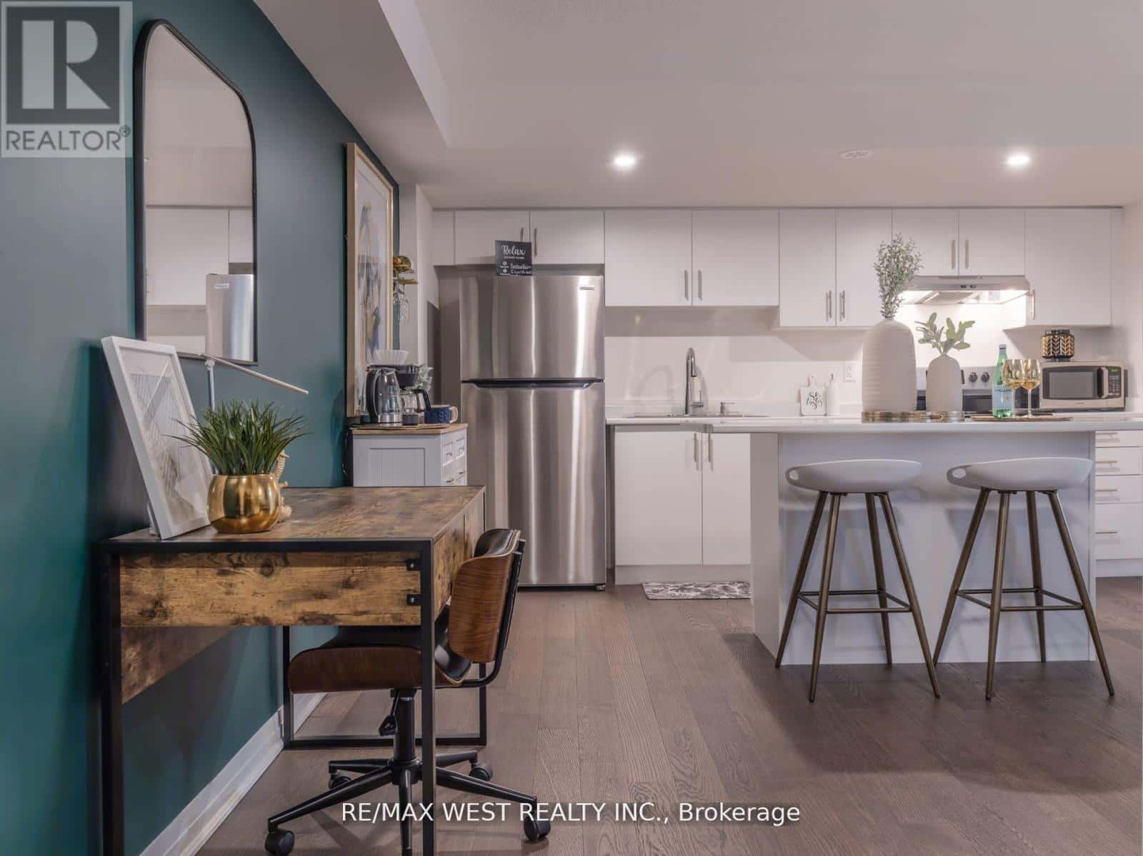 Clarington (Bowmanville) — Clarington (Bowmanville) - Photo 4 of 18