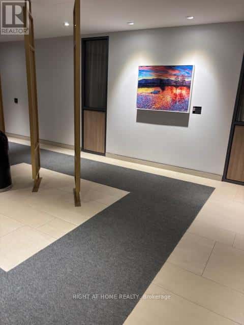 Vaughan (Beverley Glen) — Vaughan (Beverley Glen) - Photo 4 of 19