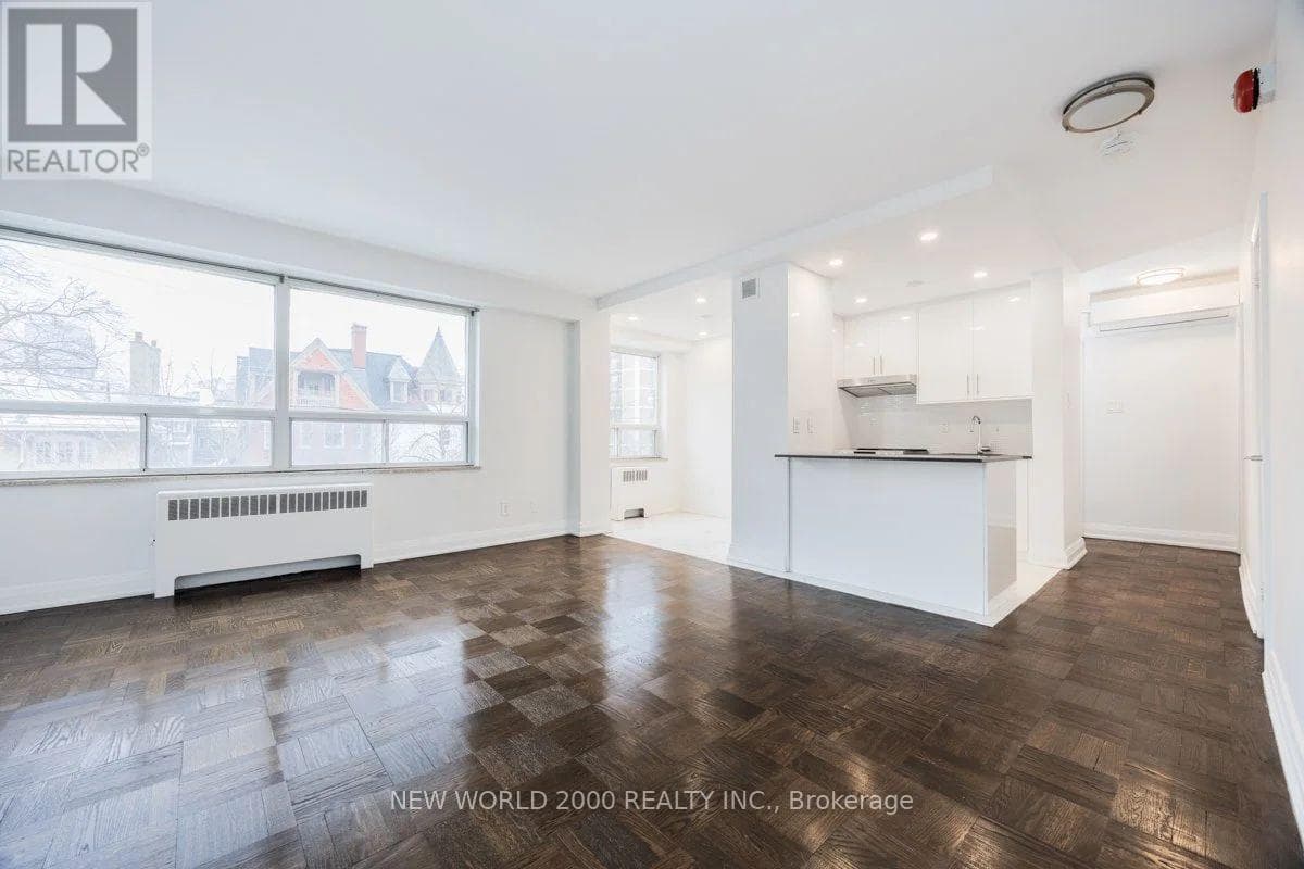 Toronto (Annex) — Toronto (Annex) - Main photo