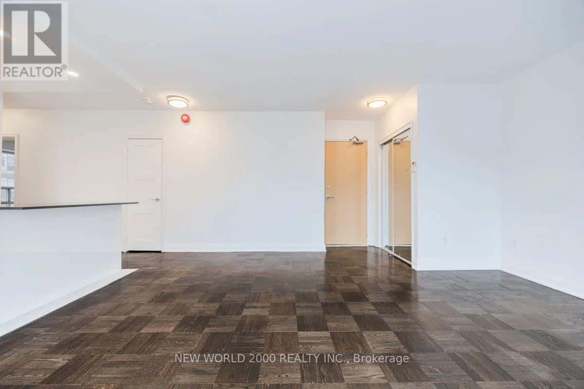 Toronto (Annex) — Toronto (Annex) - Photo 3 of 41