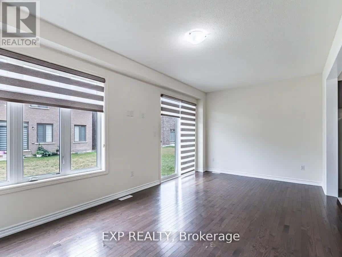 Brampton (Northwest Brampton) — Brampton (Northwest Brampton) - Photo 4 of 17