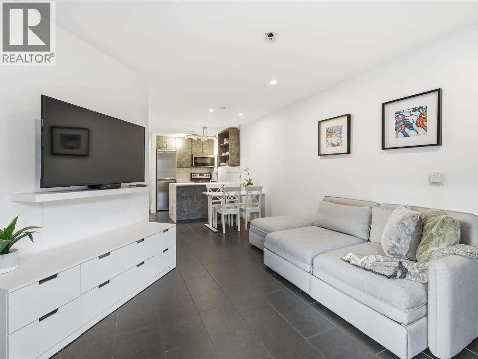 Whistler — Whistler - Photo 3 of 14